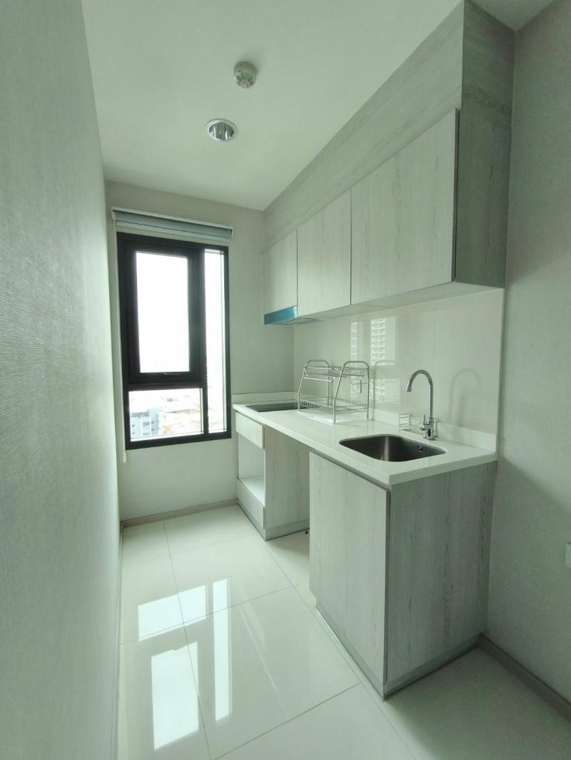 ขาย คอนโด Life ปิ่นเกล้า  ติดรถไฟฟ้า MRT บางยี่ขัน 5 นาที  ห้องมุม