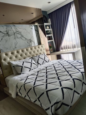  Vาย  เช่า   วีรันดา เรสซิเดนซ์ พัทยา ห้องหัวมุม เห็นวิวทะเลชัดเจน