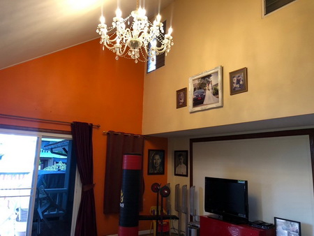 หมู่บ้านสวนพงษ์เพชร ซ.แจ้งวัฒนะ 43  ตำบลปากเกร็ด อำเภอปากเกร็ด จ.นนทบุรี