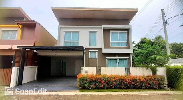 บ้านแฝดหลังมุม ส่วนตัวที่ซู้ดหมู่บ้านคาซ่าแกรนด์ มิตรสัมพันธ์ บางแสน-ชลบุรี