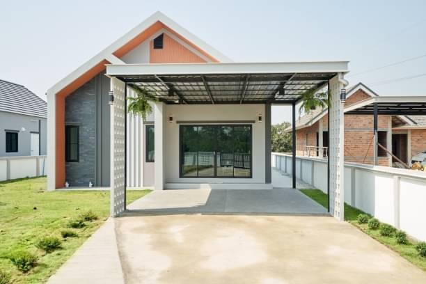 โซนลำพูน ราคาเริ่มต้นที่ 2.19 ล้าน 140,161 ตรว. บ้านสร้างใหม่ชั้นเดียว เหมืองง่า 2 หลังสุดท้าย ขายต่ำกว่าราคาประเมิน รับของแถมเยอะมาก