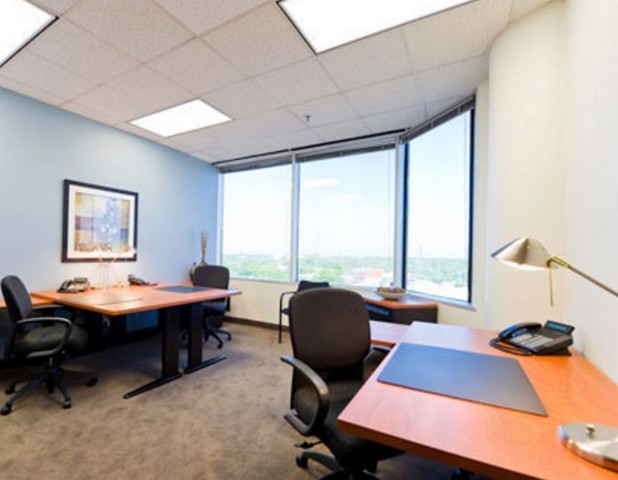 ออฟฟิศตกแต่งพร้อมใช้ ชิดลม เพลินจิต อาคารดิ ออฟฟิศเศส แอท เซ็นทรัลเวิลด์  มีพนักงาน 1 ท่านขึ้นไป  ปทุมวัน  บีทีเอส ชิดลม โทร 025125909,  084-543-4833 ดูข้อมูลอาคารอื่นที่ www.irentoffice.com ยินดีรับฝากขาย-เช่าสำนักงาน- รองรับพนักงานตั้งแต่ 1 ท่านขึ้นไป ราคาค่าเช่าประมาณ 8,000 บาทขึ้นไป- มีอุปกรณ์สำนักงานครบทั้งโต๊ะ เก้าอี้ ตู้เก็บเอกสาร พร้อมใช้- ระบบอินเตอร์เน็ต และ wifi ตลอดระยะเวลาทำงาน- ม