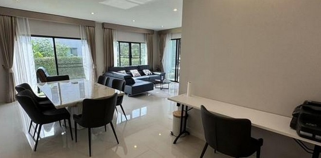 ให้เช่า บ้านเดี่ยว 2ชั้น  บุราสิริ พัฒนาการ 87 ประเวศ