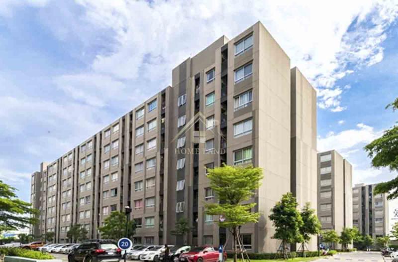 BHL741พลัม คอนโด สามัคคี ใกล้รถไฟฟ้า สายสีชมพูที่ตั้ง : ถ.สามัคคี ต.ท่าทราย อ.เมืองนนทบุรี จ.นนทบุรี 11000รายละเอียด- สูง 8 ชั้น อยู่ที่ชั้น 2 อาคาร D- พื้นที่ 26.39 ตร.ม.- 1 ห้องนอน 1 ห้องน้ำ - 1 ที่จอดรถ- เดินทางสะดวก ใกล้รถไฟฟ้าสายสีชมพู สถานีสามัคคีสิ่งอำนวยความสะดวก – สวนส่วนกลาง– Fitness– Lobby– Access Key Card– ระบบรักษาความปลอดภัย 24 ชั่วโมงทำเลใกล้เคียง– เซ็นทรัล แจ้งวัฒนะ : 4.0 กม.– บิ๊กซี แจ้งว