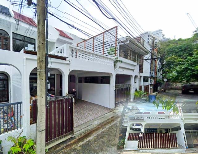 BTS​ ทองหล่อ โรงพยาบาลสมิติเวช สุขุมวิท พร้อมพงษ์ เอ็มควอเทียร์ ถูกที่สุดลดจาก 100,000 เป็น 54,999 B-M ให้เช่า  Homeoffice บ้าน สุขุมวิท 47-51 บ้าน 2 ชั้น  35ตรว.  150 ตรม.  2แอร์BTS​ Thonglor PhromPhong EmQuartier Cheapest reduced from 100,000 to 54,999 B-M  house for rent Homeoffice Sukhumvit 47-51 2-story house 35 sq.wa 150 sqm. 2a/c Samitivej Sukhumvit Hospitalสุขุมวิท 47-51 แขวงคลองตันเหนือ เขตวัฒนา กรุงเทพมหานคร 10110จดทะเบียน​บริษัทได้  เลี้ยงสัตว์​ได้จะอยู่อาศัย หรือ Homeoffice หรือ ทำธุรกิจก็ได้ชั้น 1 - 1 ห้องโถงกว�