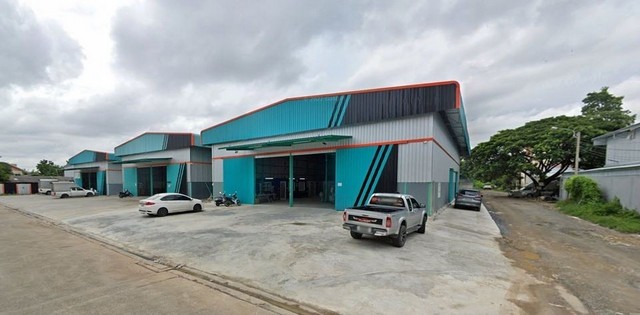 ให้เช่าโกดังซอยเคหะร่มเกล้า   พื้นที่  360 ตรม.  ราคา  57,000  Tel. 0936785948