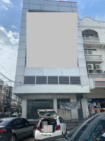 AHR18767-1  ให้เช่่าอาคารพาณิช์ 2คูหาติดพร้อมลิฟต์โดยสาร ริมถนนรามคำแหง ทำเลแหล่งชุมชน ใกล้มีนบุรี รพ.เกษมราษ รถไฟฟ้าสายสีล้มราคาเช่า 60,000บาท/เดือนประกัน 3เดือนล่วงหน้า 1เดิอนสัญญา 1ปีรายละเอียดอาคารพาณิชย์สูง 4.5ชั้น เนื้อที่ใช้สอย 570ตารางเมตรโดยประมาณหน้ากว้าง 8เมตร ลึก 16เมตรพร้อมลิฟต์โดยสารสามารถรีโนเวทตามแบบธุระกิจได้ อาคารพร้อมใช้งาน(พร้อมทำความสะอาดให้)สถา