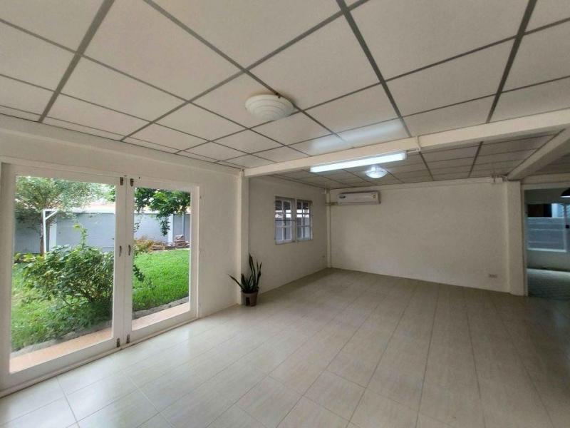 บ้านหลังมุมให้เช่าเนื้อที่ 92 ตรว. จรัญสนิทวงศ์ 75 ซอย9 บ้านสวย พร้อมอยู่ ใกล้สน.บางพลัด