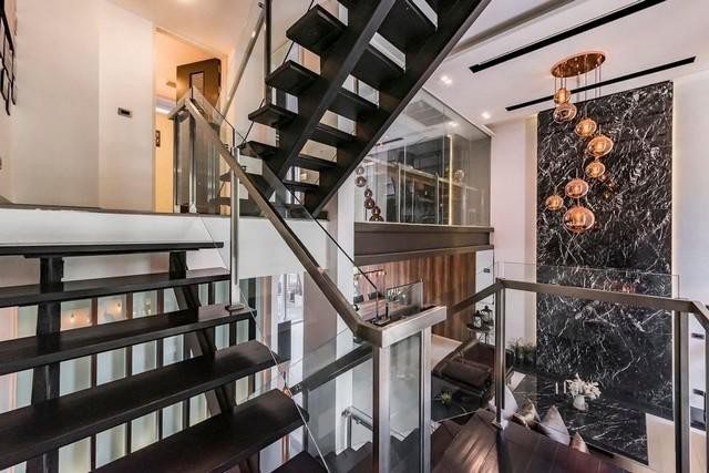 POR4499 ให้เช่าทาวน์โฮม 5 ชั้น โครงการ The Loft Sathorn เดอะ ลอฟท์ ซอยสาทร 1 ทำเลดีเหมาะอยู่อาศัย ซอย เมฆสวัสดิ์ แขวงช่องนนทรี เขตยานนาวา