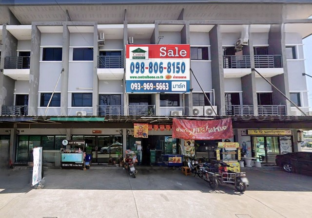 รหัสทรัพย์ 5436อาคารพาณิชย์ 3 ชั้น ซ.เทพรักษ์ 45 ทำเลดี เหมาะค้าขายที่ตั้ง เทพรักษ์ 45 แขวงคลองถนน เขตสายไหม กรุงเทพฯ 10220รายละเอียดทรัพย์- อาคารพาณิชย์ 3 ชั้น ใกล้ถนนหลัก- เนื้อที่ดิน 23.2 ตารางวา พื้นที่ใช้สอย 210 ตารางเมตร- 4 ห้องนอน, 3 ห้องน้ำ, 1 ห้องเก็บของ, 1 ที่จอดรถ - ฟรีแอร์ 4 เครื่อง, เครื่องทำน้ำอุ่น 2 เครื่อง- พื้นชั้นล่าง และ ชั้นบนเป็นกระเบื้อง- ต่อเติ