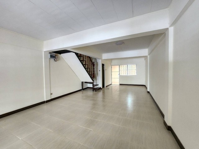 ขายบ้านด่วน 4.29 ล้าน 51.6 ตรว. Inizio สันกำแพง บ้านคุณภาพ Land&House บ้านเดี่ยว 2 ชั้น เฟอร์นิเจอร์ครบ ทำเลทอง พร้อมเข้าอยู่ได้เลย