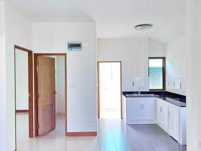 เซ็นทรัลอยุธยา Golf Club BigC บ้าน เฟอร์ครบ เช่า สายเอเชีย โลตัสอยุธยา 42ตร.ว. 2นอน 1น้ำ