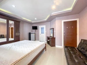 Room Available For Rent Near Chaweng Beach 1bed 1 bath with Furniture