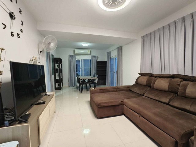 ให้เช่าบ้านพร้อมเฟอร์นิเจอร์ บ้านพฤกษ์ลดา สุวรรณภูมิ  ใกล้สนามบินนานาชาติสุวรรณภูมิ