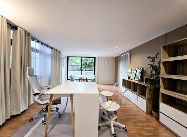 EPL-HR3614 ให้เช่า บ้าน Home-Office 2ชั้น ซ.ศรีบูรพา 9 ใกล้เดอะมอล บางกะปิ ขนาด 50 ตร.ว. 3 ห้องนอน 3 ห้องน้ำ 2 ห้องโถง  จดทะเบียนบริษัทได้