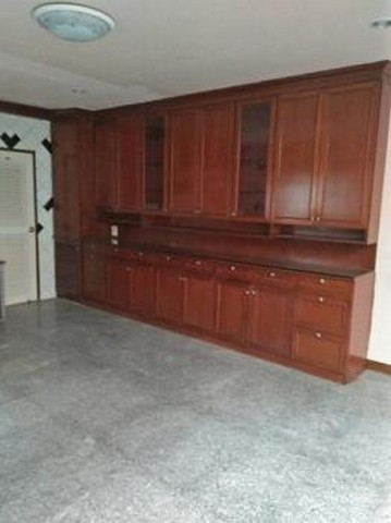 ให้เช่าทาวน์โฮม3ชั้นย่านลาดพร้าว เลียบด่วน ซอยลาดพร้าว69 ใกล้MRTลาดพร้าว71