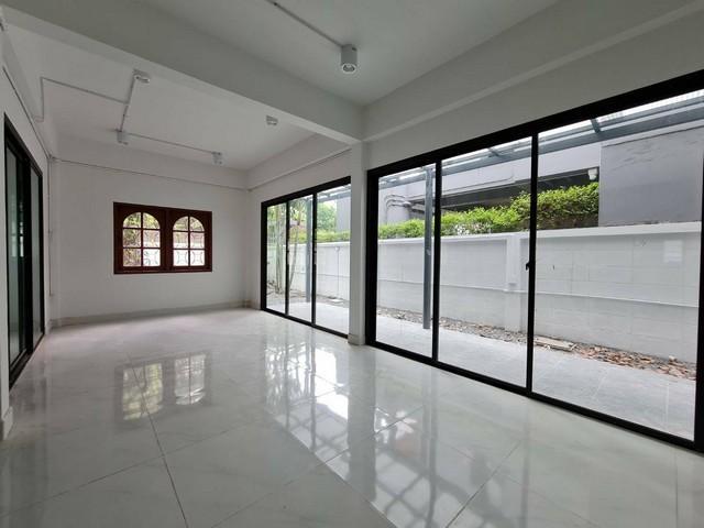 ให้เช่าบ้านเดี่ยว 2 ชั้น 70 ตรว. ย่านโชคชัย 4 ลาดพร้าว นาคนิวาส  เหมาะทำโฮมออฟฟิศ ใกล้เลียบด่วน **ใช้ที่อยู่จดทะเบียนได้