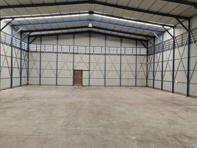 ให้เช่าโกดัง พื้นที่500 ตรม. ซอยไอยรา คลองสอง ปทุมธานี  ใกล้ ตลาดไท