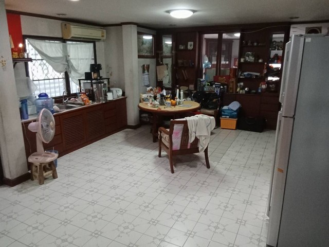 ขายบ้านทาวน์โฮม 14.5  ล้าน ม.ทวีวัฒนาวิลล่า ซ.สาธุประดิษฐ์ 15 แยก10