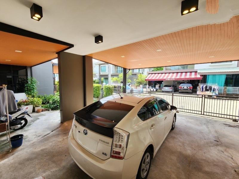 ขายบ้านเดี่ยวโครงการ H-Cape Serene สุขาภิบาล 2-บางนา เนื้อที่ : 108.8 ตารางวา พท.ใช้สอย 400 ตรม.