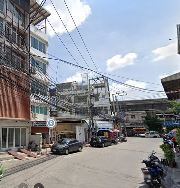 ไม่เคยอยู่ ใกล้ BTSพระโขนง สุขุมวิท46-50  480 ม.44ตรม. 2นอน  ถูกกว่าคอนโด รพ. กล้วยน้ำไท ค้าขายได้