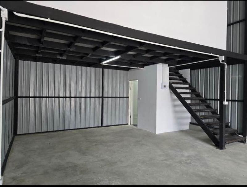 ให้เช่าโกดัง-พร้อมออฟฟิศ ถนนวิภาวดี60 บางเขน หลักสี่ พื้นที่ใช้งาน 86 ตรม. ห้องน้ำในตัว พร้อมที่จอดรถ