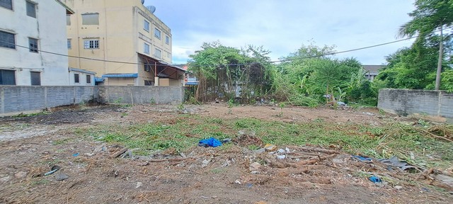 ที่ดินแปลงสวยทำเลทอง ซ. วชิรธรรมสาธิต 57 แยก 16 ในราคาสุดพิเศษ