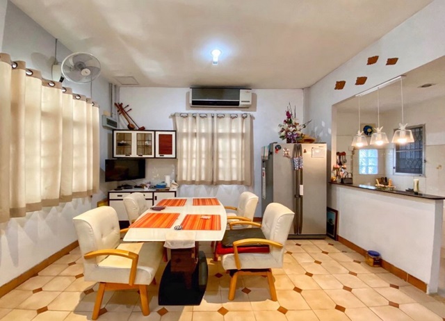 ให้เช่า-ขาย บ้านเดี่ยว 16,999B-M Impactเมืองทองธานี 52ตรว 4นอน Makro แจ้งวัฒนะ 30-38  8 เตียง 2น้ำ พร้อมอยู่ Big C Lotus รพ.มงกุฎวัฒนะ 5.49 ล้านบาทImpact MuangThongThani  For Rent house 16,999B-M 52sq.wa 8 bed Makro Changwattana 30-38 4 Bedroom 2 Bath Fully Furnish Big C Lotus Impact Mongkutwattana H. 5.49 Million Bahtแจ้งวัฒนะ-ปากเกร็ด30-38 ตำบลบางตลาด อำเภอปากเกร็ด นนทบุรี 11120เฟอร์ครบ ให้เฟอร์ทั้งหมดตามรูปเครื่องทำน้ำอุ่น ห้องรับแขกโซฟาห้องทานอาหารโต๊ะอาหาร 4ห้องครัวพร้อมเตาหุงต้ม พร้อมแอร์ 6 ตัว พ�