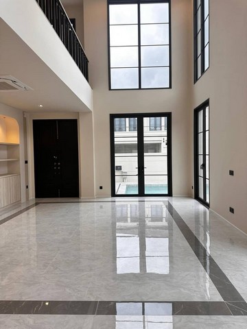 ขายบ้านเดี่ยววิลล่า อาร์เคด พัทยา วิลล่าใหม่มีสไตล์รีโนเวทใหม่และบิ้วอินทั้งหลัง