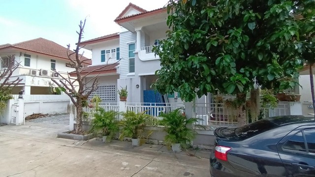 ขายบ้านเดี่ยว 2 ชั้น หมู่บ้าน วาสินีแกรนด์โฮม ลาดพร้าว 101 บ้านหันหน้าออกทางทิศตะวันออก