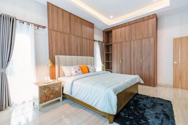 PO986 ขายวิลล่าหรูริมทะเลพัทยา - สัมผัสชีวิตระดับพรีเมียม นำเสนอบ้านพักตากอากาศ 5 ห้องนอน