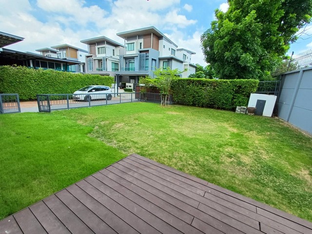 ขายบ้านเดี่ยว 3 ชั้นหลังมุม ย่านเลียบด่วน 128 ตรว. โครงการนาราสิริ ไฮด์อเวย์ Narasiri Hideaway โยธินพัฒนา3 ใกล้เลียบด่วน, เซนทรัลอิสวิลล์