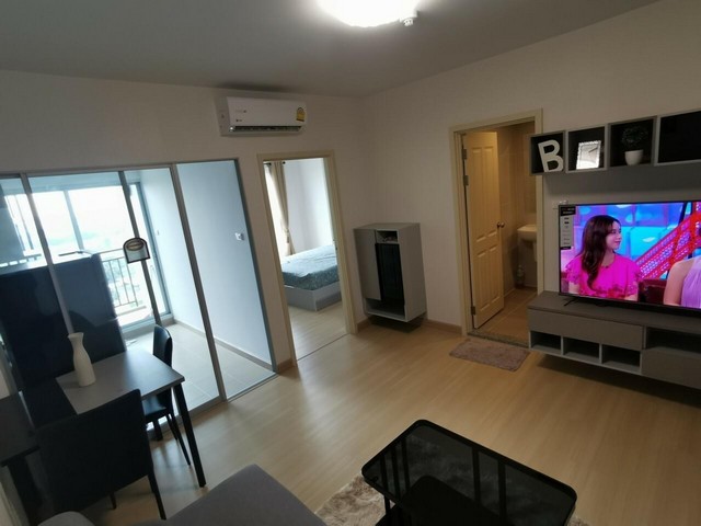 ให้เช่า คอนโดศุภาลัย เวรันดา พระราม 9 อาคาร A ชั้น 12 ขนาด 38.33 sq.m. พร้อมเข้าอยู่ในช่วงปลายเดือนสิงหาคม 2024ค่าเช่า 16,000 THB/month 1 ห้องนอน 1 ห้องรับแขก 1 ห้องครัวแอร์ 2 เครื่องเครื่องทําน้ําอุ่นตู้เย็นไมโครเวฟเครื่องซักผ้าฟิตเนส สระว่ายน้ํา ร้านสะดวกซื้อ สวนส่วนกลางขนาดใหญ่ ที่จอดรถ 70%สัญญา 12 เดือนมีจุดพักบริการรถตุ๊กตุ๊กไฟฟ้า (Muvmi) นําคุณไปรอบ ๆ รวมถึงสถานี MRT และศูนย์การค้า ค