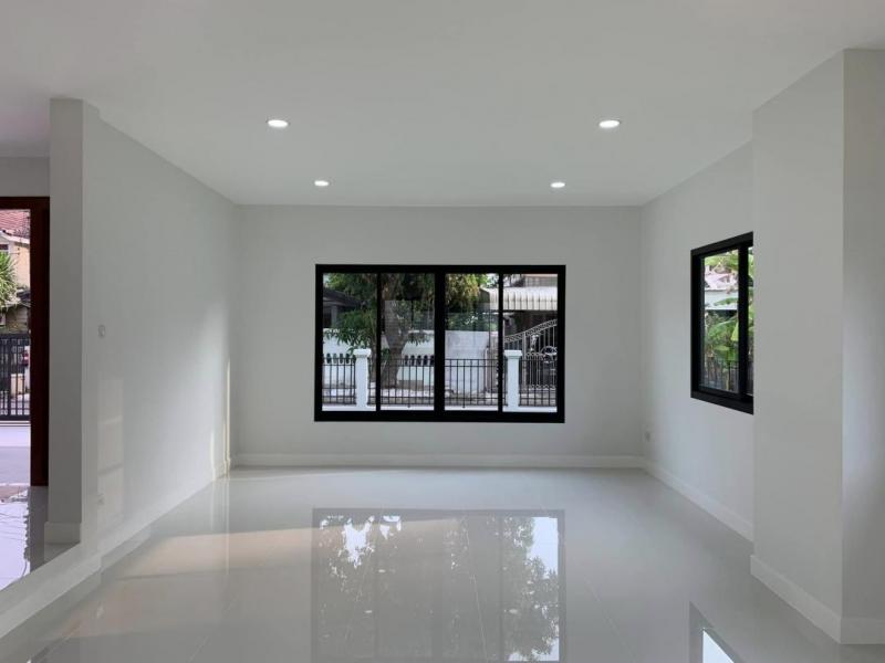 EPL-HS1310 ขายบ้านเดี่ยวหลังใหญ่ 2 ชั้น ใกล้ห้างเซ็นทรัลเวสต์เกต หมู่บ้านกฤษดานคร โครงการ10 เนื้อที่ 108 ตารางวา พื้นที่ใช้สอย 340 ตารางเมตร