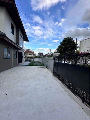 ให้เช่าบ้านเดี่ยว 2 ชั้น  ใกล้ไบเทคบางนา หมู่บ้านนภาลัย สุขุมวิท 70/3 เนื้อที่ 150 ตรว. พื้นที่ใช้สอย 150ตรม.3 ห้องนอน 2 ห้องน้ำ บ้านเปล่า