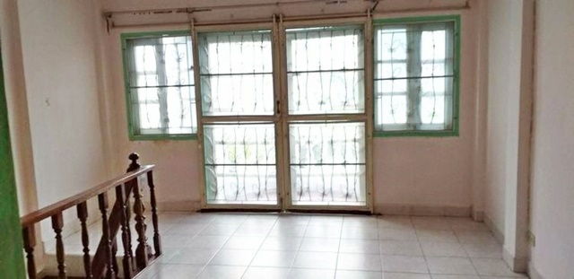 BTSศรีนครินทร์ 40ม.สุขุทวิท ตัดกับ ติด 7-11 ทาวโฮมใหม่ 3 ชั้น  รพ.เปาโล 2นอน 208ตรม. 18 ตรว. บิ๊กซี ตลาดทรัพย์พัฒนา