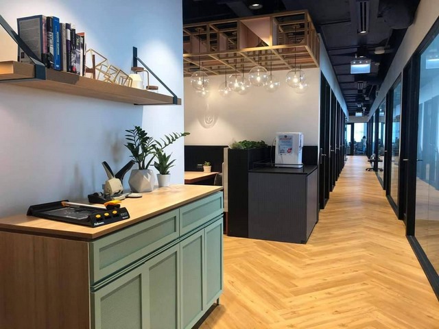 ออฟฟิศตกแต่งพร้อมใช้ สามย่าน  อาคารสามย่านมิตรทาวน์  มีพนักงาน 1 ท่านขึ้นไป   MRT สามย่าน