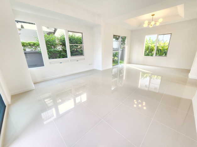 ขายบ้านเดี่ยว 2 ชั้น หมู่บ้าน มัณฑนา ศรีนครินทร์-บางนา อ.บางพลี จ.สมุทรปราการ