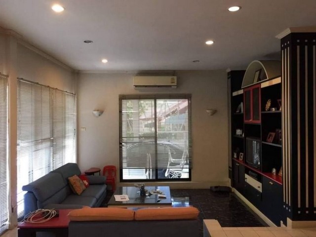 ขายบ้านเดี่ยวมือสองศรีราชา มบ.ผาเเดง กาเด้นวิลล์ ถนนสุขุมวิท TP-H0284