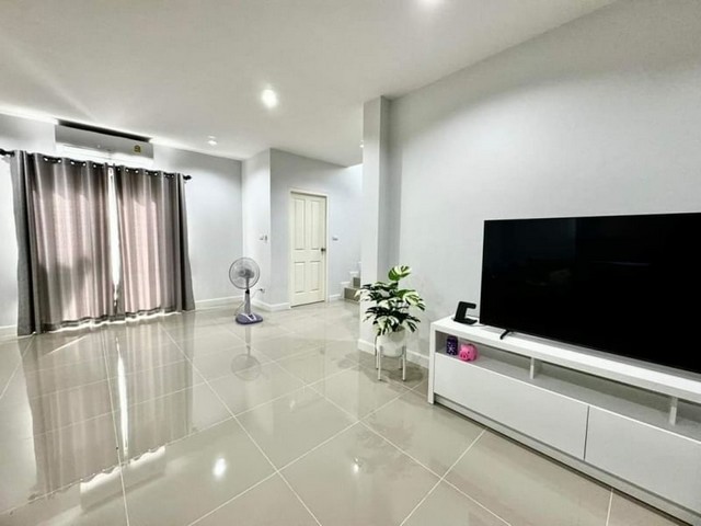 ให้เช่าดิเออบาน่า6 สันกำแพง หลังใหญ่ เฟอร์ครบ