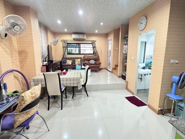 POR4560 ให้เช่าทาวน์โฮม 3 ชั้น 182 ตรว. โครงการ สาริน วิช สุขุมวิท 107 Sarin Wiz Sukhumvit 107 ซอย แบริ่ง 22 ใกล้ BTS แบริ่ง