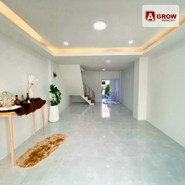 ม. ชลดา ซ.สายไหม34 บ้านพร้อมอยู่ ปรับปรุงใหม่ เปลี่ยนลุคให้ดู โปร่งโล่งสบายๆ สบายตา