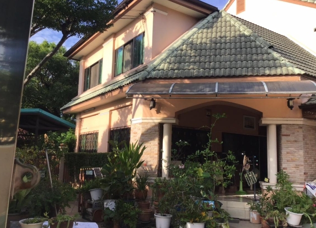 ขายบ้านเดี่ยว สัมมากร รามคำแหง 112 เนื้อที่ 201 ตารางวา หลังมุม 