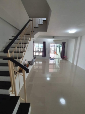 ขายทาวน์โฮม 2 ชั้น เดอะเทรนด์ คู้บอน 16/1 รามอินทรา กม.8