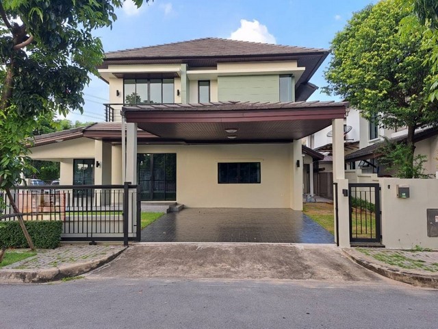 ขาย/เช่า บ้านสวย เลควิว พาร์ค วงแหวนบางนา - ราม 2 ขนาด 74.4 ตร.ว. หลังมุม ทำเลดี เพื่อนบ้านดีที่ตั้ง: ถ. กาญจนาภิเษก แขวงดอกไม้ เขต ประเวศ กรุงเทพมหานคร รายละเอียด- บ้านรีโนเวทใหม่ หลังมุม- เนื้อที่ 74.4 ตรว. - พื้นที่ใช้สอย 300 ตรม.- 5 ห้องนอน - 6 ห้องน้ำ- 1 ห้องทำงาน 2 ห้องครัว- 1 ห้องโถง 2 คันจอดรถสิ่งอำนวนความสะดวก- สวนสาธารณะ- กล้อง CCTV- ฟิตเนส สปอร์ตคลับ- ระบบรักษาความปลอดภัย 24 ชม.- ระบ�