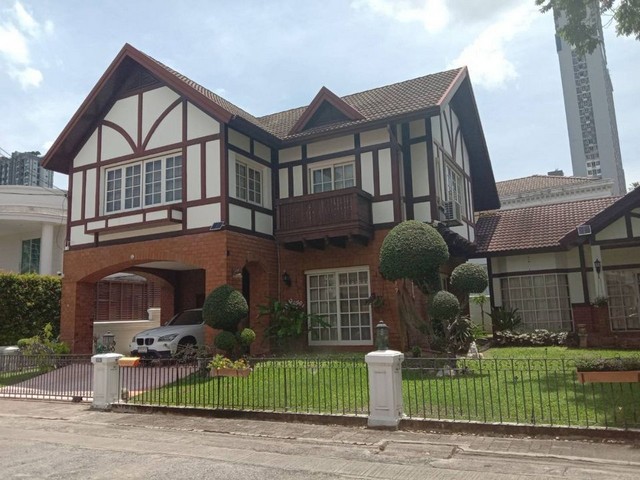 ขายบ้านเดี่ยวสไตล์อังกฤษ แปลงหัวมุม สุขุมวิทการ์เด้นซิตี้ 133 ตรว. ใกล้ BTS อ่อนนุช วิวสวน พร้อมเฟอร์นิเจอร์ยกหลัง