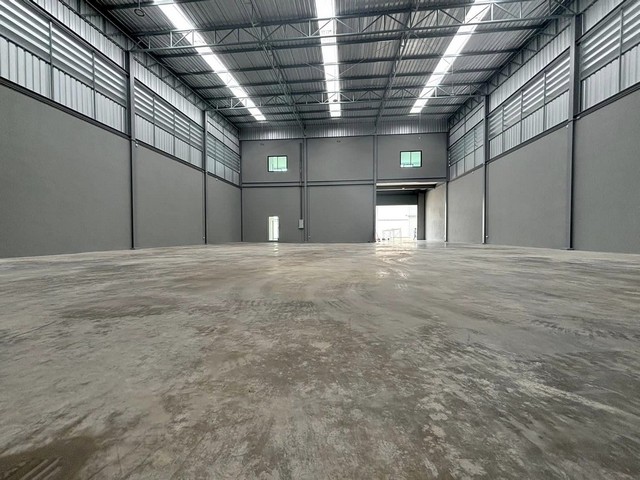 BS1438ให้เช่าโกดังใหม่พื้นที่ใช้สอย 675 ตรม.ย่านบางนา ซอยเทพารักษ์ กม.25 เหมาะทำเป็นคลังสินค้า