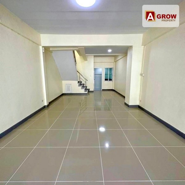 ม. กิตตินคร เคหะ-บางพลี บ้านพร้อมอยู่ รีโนเวทใหม่ ทำสีใหม่ภายในภายนอก