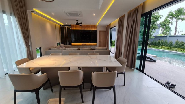 ขายบ้านพูลวิลล่าพัทยา พูลวิลล่าพัทยา ขายบ้านพูลวิลล่าสไตล์โมเดิร์น pool villa pattaya ตกแต่งพร้อมอยู่ ต.ห้วยใหญ่ บางละมุง ชลบุรี