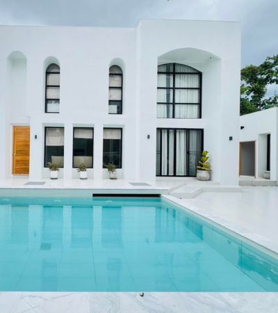 ติดต่อ หลิน 088 598 6998 Line ID: positive.agขาย 14.90 ล้านบาท.*บ้านพูลวิลล่าเชียงใหม่ ในหมู่บ้านเวิลด์คลับแลนด์ หางดงat world club land village (Renovate)บ้านพักอาศัย 3 หลัง บนที่ดิน ที่ดิน 174 ตรว.พร้อมสระว่ายน้ำระบบเกลือ ขนาด 4x7 เมตร.ประกอบด้วย บ้านพักอาศัย 3 หลัง พร้อมสระว่ายน้ำระบบเกลือ ขนาด 4x7 เมตร5 ห้องนอน 6 ห้องน้ำ (อ่าง 2 ชุด)1 ห้องทำงาน 1 ห้องทานอาหาร1 ห้องครัว2 ห้องรับแขกจอดรถ 4 คันพื้นที่ใช้สอยรวม 520 ตรม. ที่ด